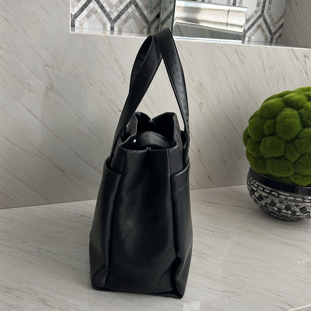 Chanel Ultimate Executive Tote - Picture 3 of 8